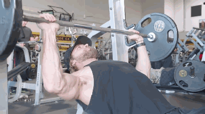 有氧运动|撸铁和跑步哪个更减脂？别再瞎练了！