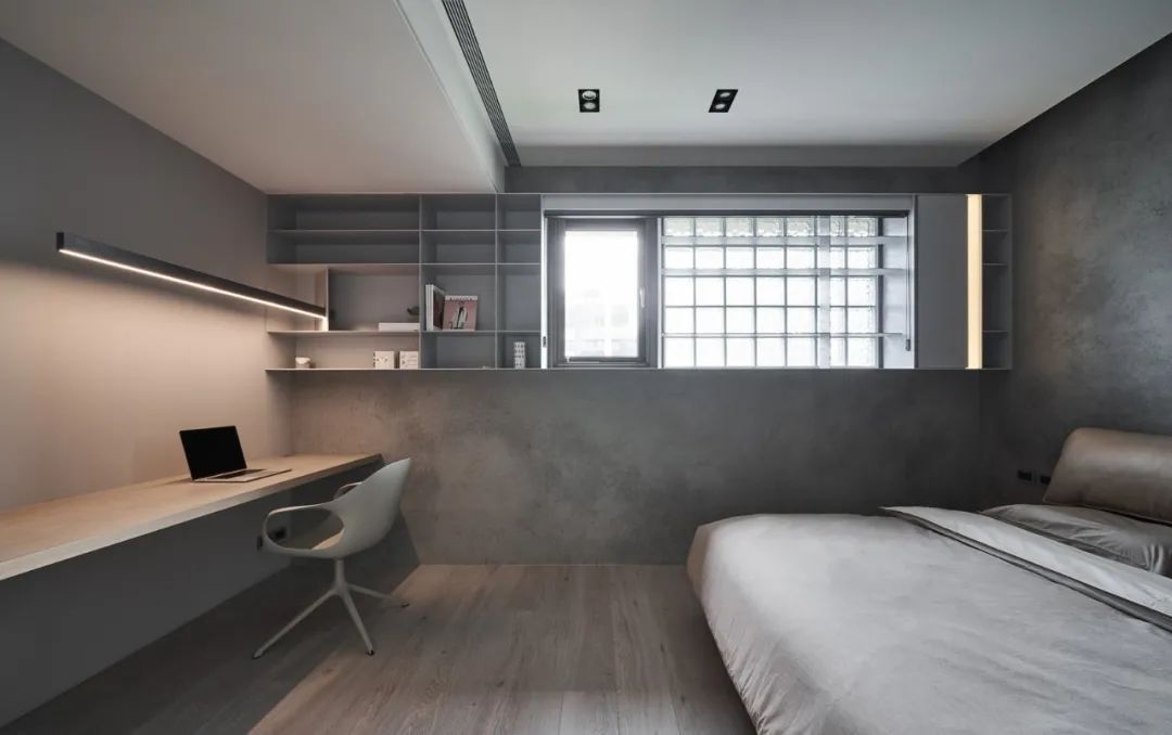 床尾处|100㎡简约工业风,低调安静的水泥灰,装出别样高级的美