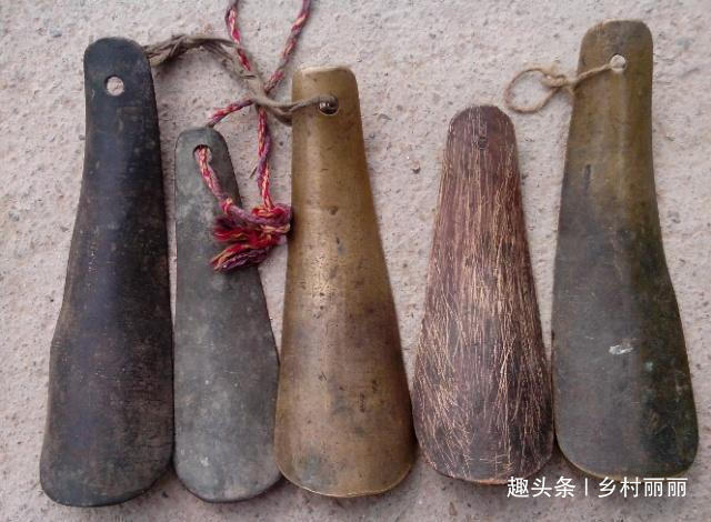 猪食槽|农村人家里有这些老物件,可要好好保护,越来越有价值了