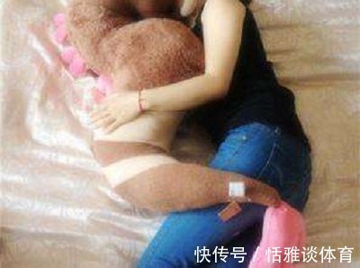 父母|“你还要不要脸?”7岁女孩夹腿被妈妈责骂,为什么女孩会夹腿?