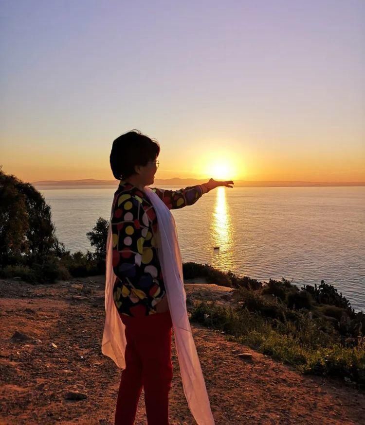 夕阳是陈年的酒，越品越香（随笔）