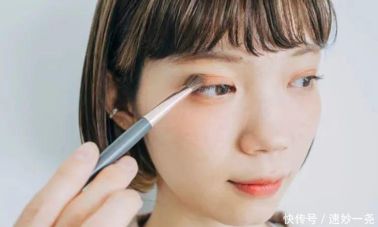 《mer》杂志模特自用的化妆品,不怕出错的元气自然妆有方向了