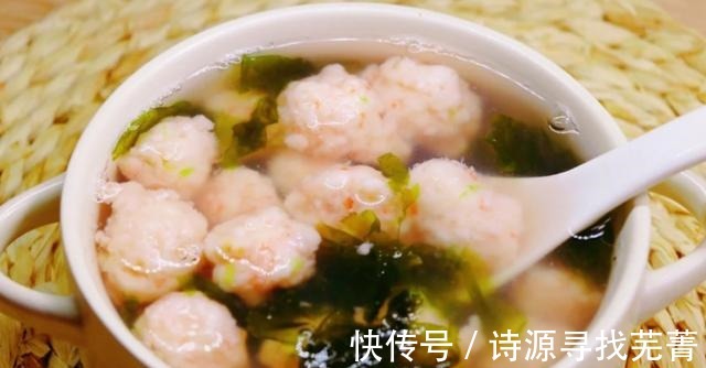 天冷了,多给家人煮这汤,汤汁鲜美,营养互补,不懂吃可惜了!