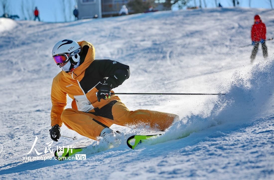 滑雪场|冬奥会带动“冰雪热”