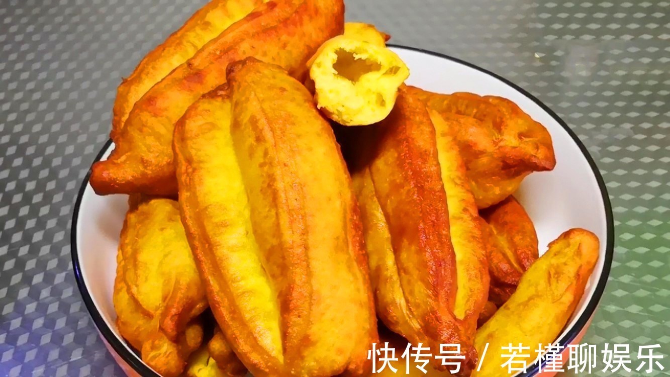 搅拌均匀|秋后要多吃红薯，教你秘制新吃法，不烙饼不蒸糕，吃一次就忘不了