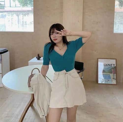 微胖女生必须扔掉这3件衣服 !真的巨显胖 !