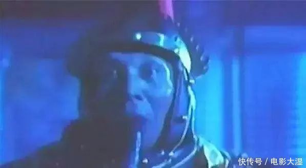 扫地|千面如来,演什么像什么,他是演艺圈里的扫地神僧