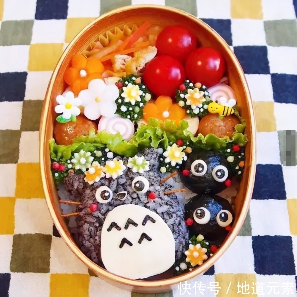 素燕窝|56岁日本主妇给丈夫做神级便当,连李小龙都不放过,网友:太创意