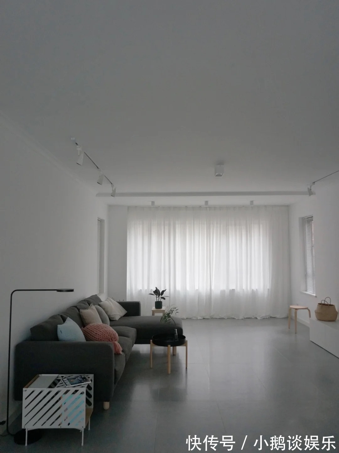 耐看|她家不吊顶,全屋大白墙,简约干净,“家徒四壁”反而更高级耐看