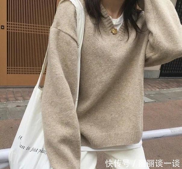 你造吗秋冬的内搭，要“叠着穿”才洋气