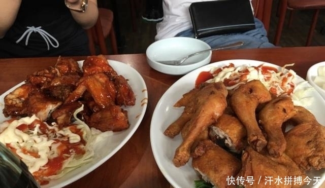 小店|韩国人的炸鸡啤酒到底长什么样,送泡菜这点国内小店可没学到