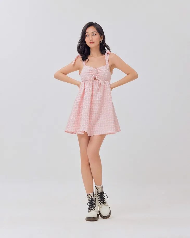 bm|成千上万的女生在三里屯做BM女孩