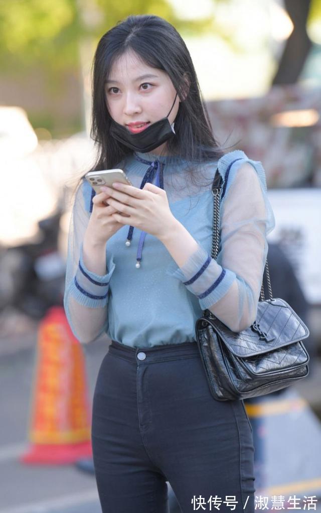 造型 美女薄纱设计装扮增添了几分朦胧美,提升了整个造型的靓丽感