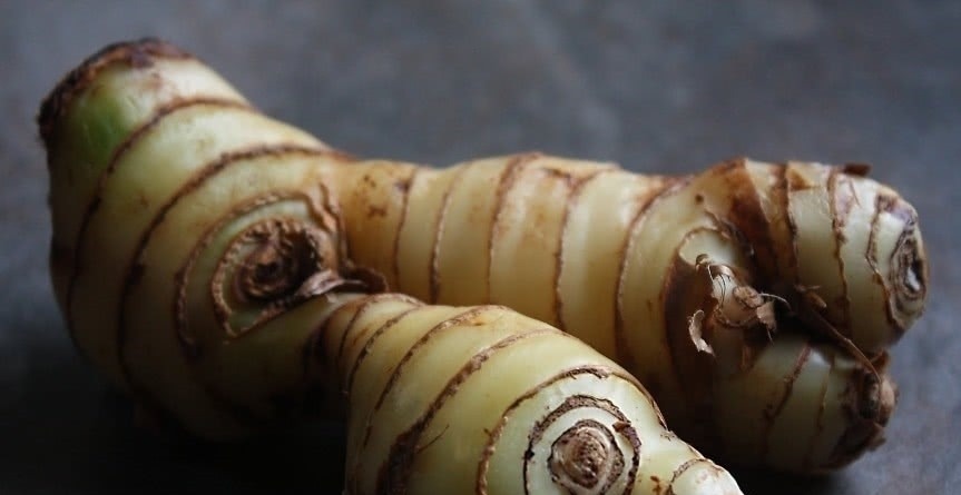 60年老厨师说漏嘴:不管炖什么肉,放2种香料,肉汤越炖越香