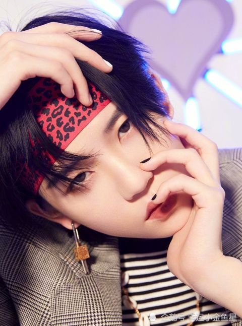 陈卓璇|原来喻言也参加了《爆裂舞台》,而且前两轮内选都是第一名