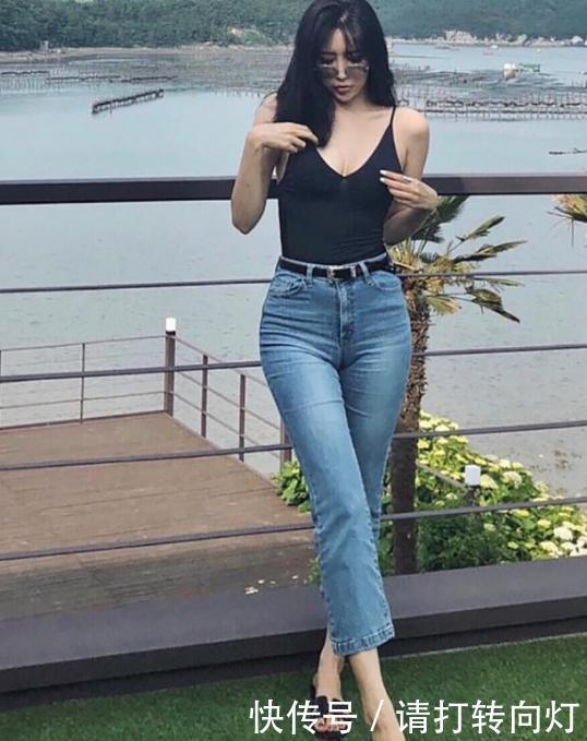 牛仔裤|不要只穿打底裤了，穿上牛仔裤，具有时尚气息，让你气场全开