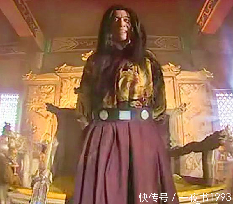挨打|武侠剧中拥有无限功力的六大强者,张无忌垫底,第三越挨打越强大