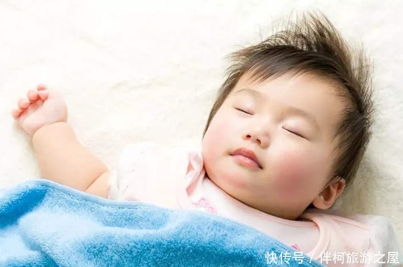 小宝宝|听说婴儿半夜要醒好几次，可以不理他让他自己醒着吗