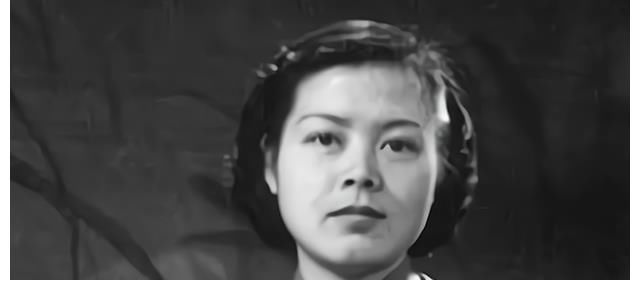 央視第一女主持人沈力：晚年重獲愛(ài)情，兒子卻是她的遺憾