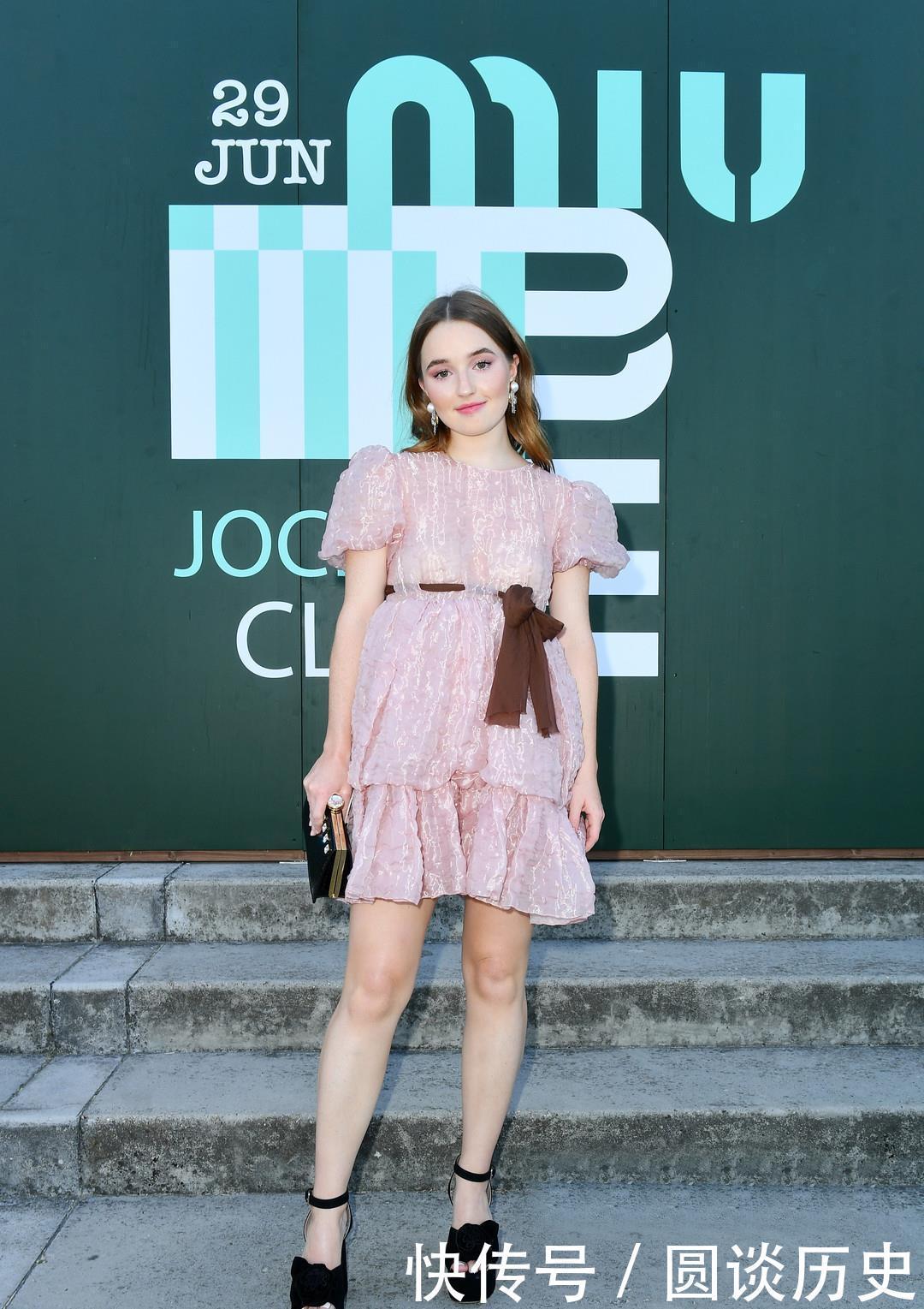 中年女人不管多少岁，少穿黑白灰！多穿五种“颜色”，非常显气质