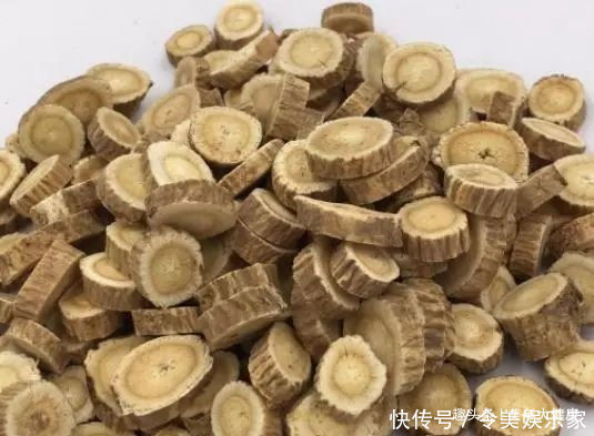 调经|女人月经量少别怕,多吃此4物,暖宫调经,预防早衰