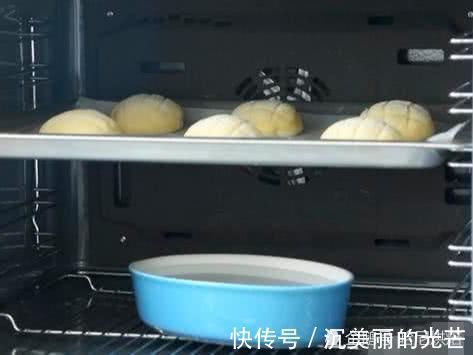 日式菠萝包，咋做才能柔软好吃很多人第一步就错了，关键在和面