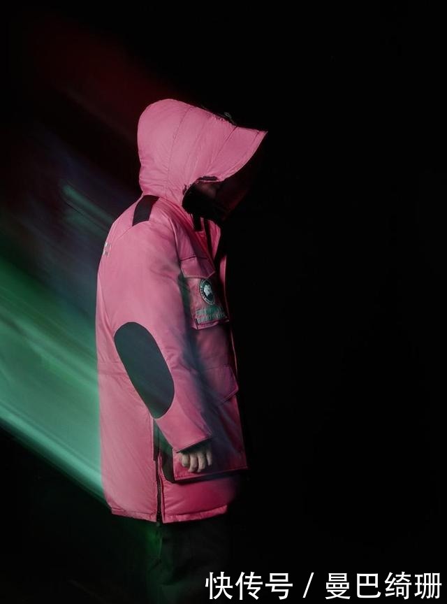 ICONS|神秘北极光加持!加拿大鹅全新THE ICONS别注系列