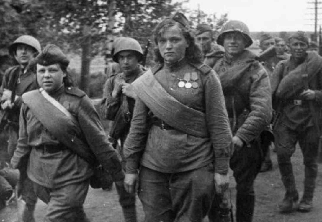 深受|日本有种罪犯,深受苏联妇女喜爱,尽管受阻,仍蜂拥而至