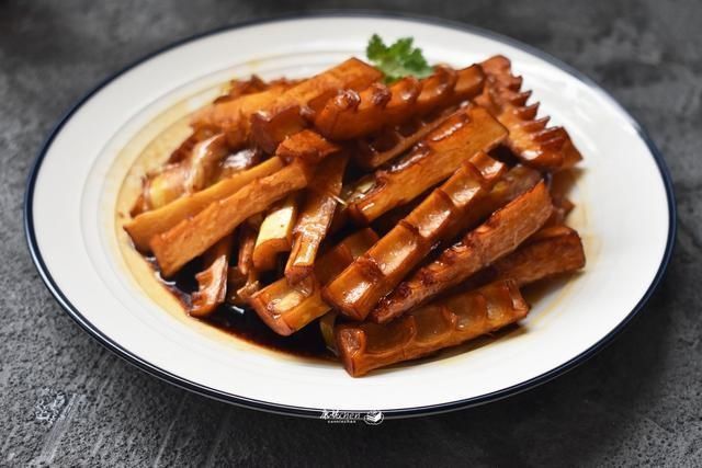 杏鲍菇|12道素菜清爽开胃好吃不腻，年夜饭端上桌，比大鱼大肉更快光盘