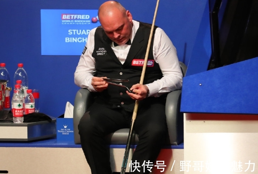 英锦赛|6-5,斯诺克世界冠军死里逃生,差点爆出大冷门,搭上64强末班车