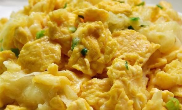 春天，它被稱為天然阿膠，女人吃了保養(yǎng)皮膚，顏值也會一天天上漲