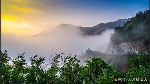 七律！诗词七律《清晨登山》