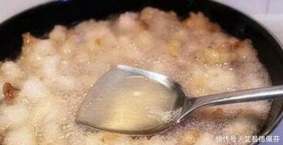 猪板油|熬猪油最好别只放盐!加一点“它”猪油雪白,放一年不会坏