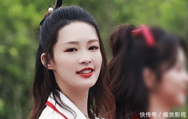 嘉宾们 《奔跑吧》看到路透中的飞行明星,要追的心拦不住,阵容非常豪华