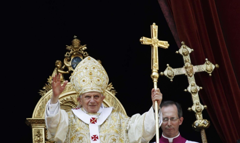 农民起义|为什么欧洲王室千年不变，而中国王朝不到三百年就要改朝换代？