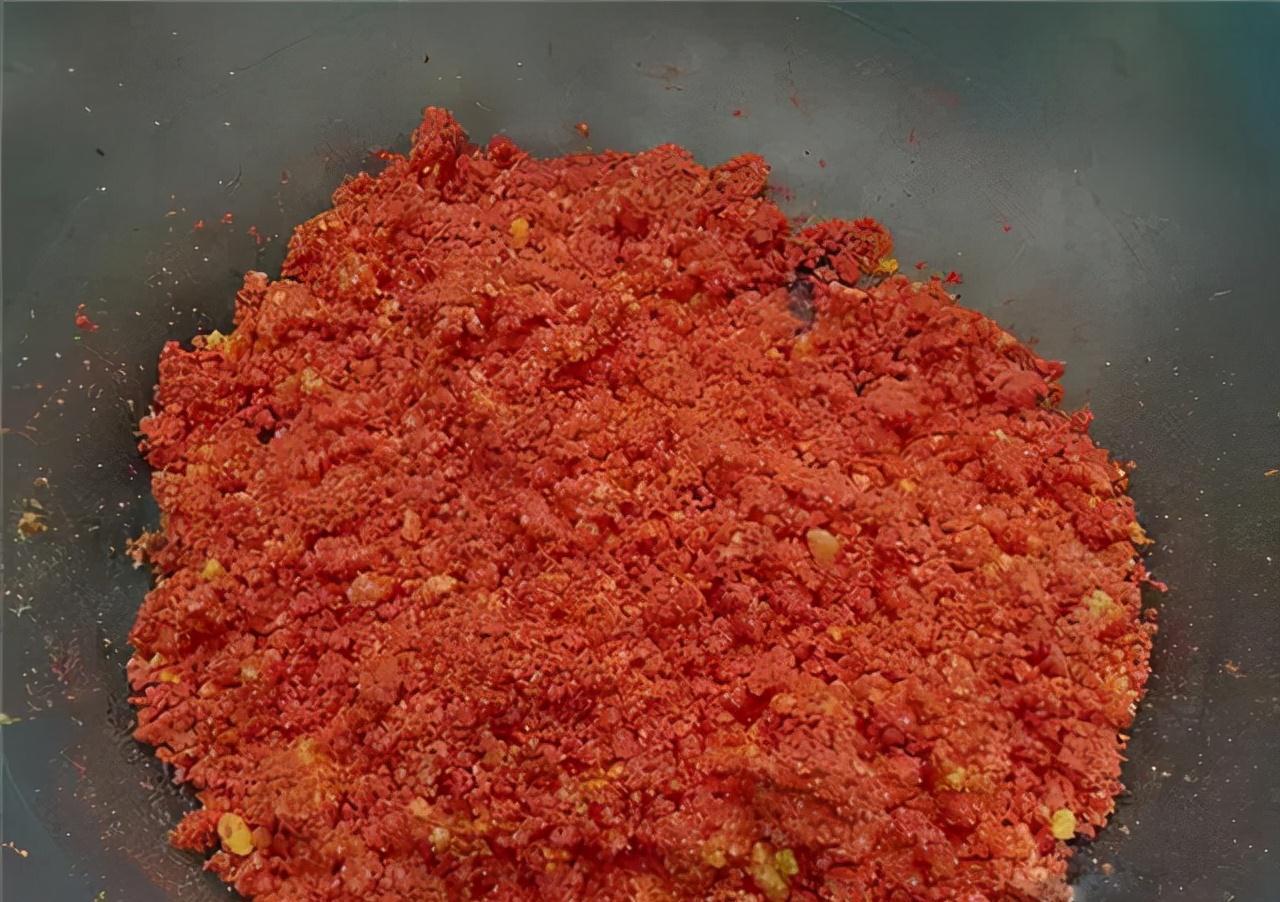 实在不会用商品饵,不妨试试鸭饲料,野钓这样用,不愁鱼不开口