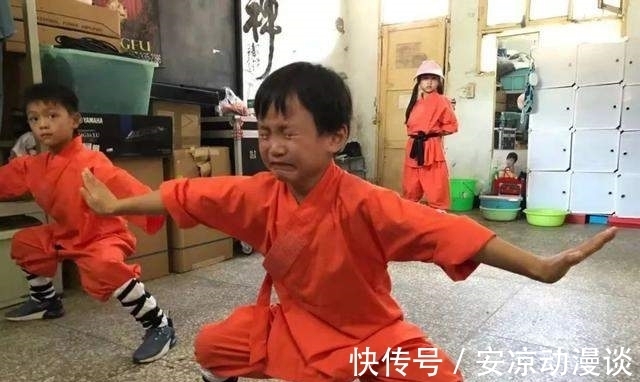 宁静|乐嘉毁灭史：从金牌导师到身败名裂，他是怎么把事业“作”没的？