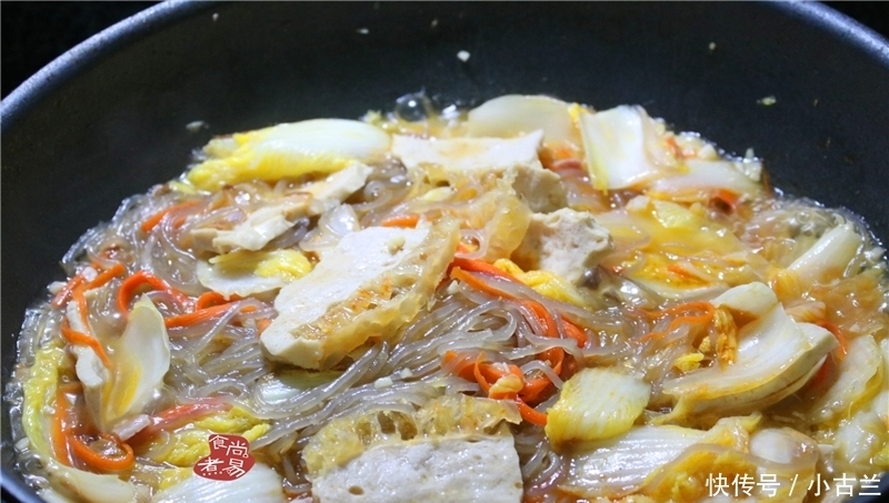 猪皮|午餐有这菜，连米饭都省了，食材丰富一锅烩，美味营养少洗碗