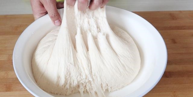 花生米还可以这样做，香酥暄软又多层，外面花钱学不到，太香了！