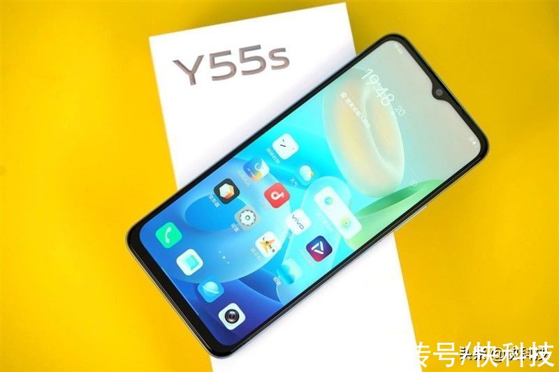 评测|20小时恐怖续航！vivo千元新机Y55S首发评测