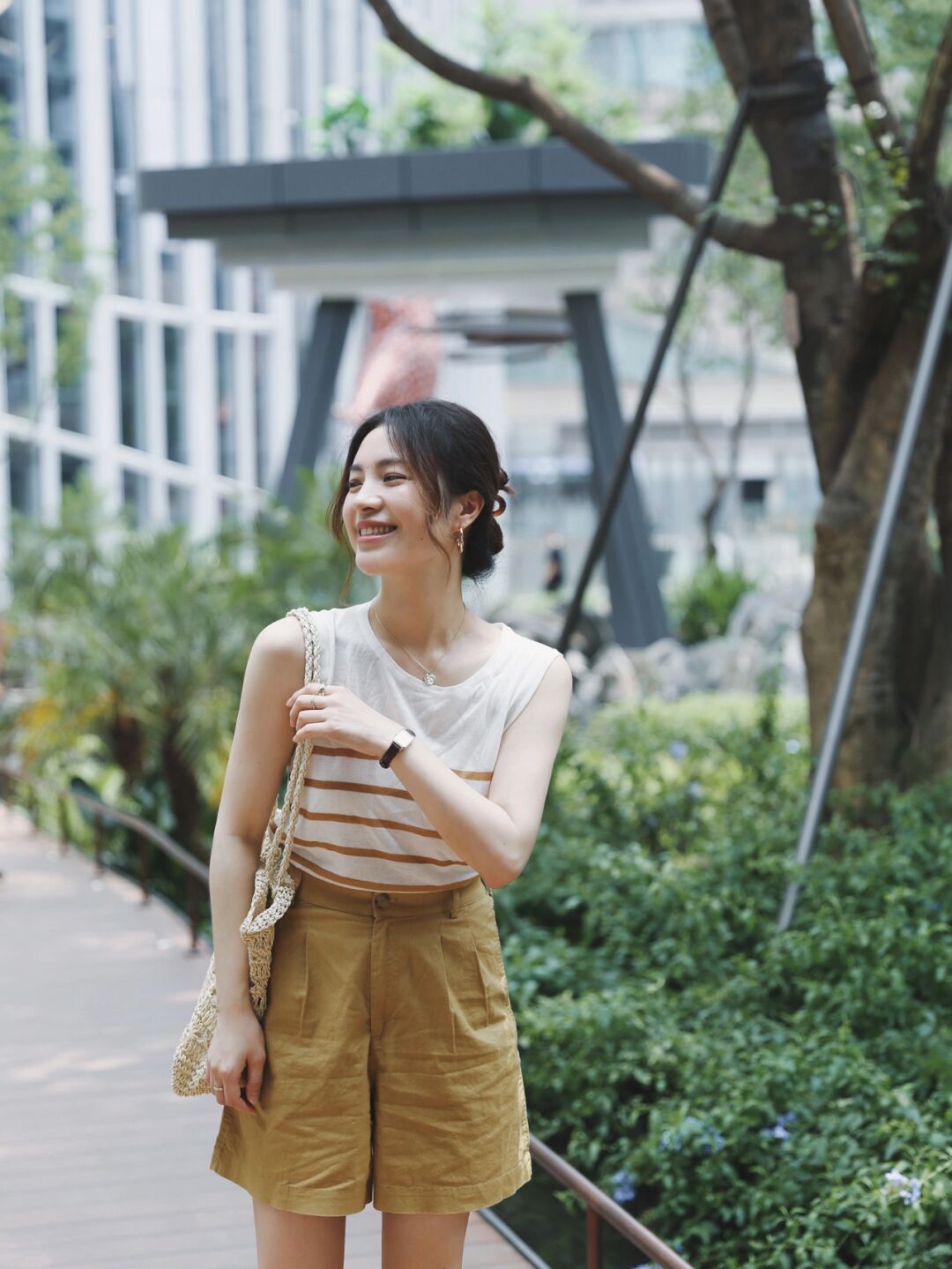 减龄|谁说40岁50岁就不好看?看她们几个穿搭得多美,高贵优雅