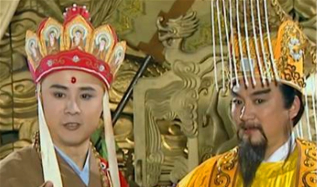 妖怪@为什么有些古装神话剧里面的妖怪不杀了皇上,反而还怕皇上?