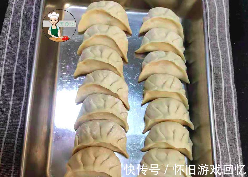 小雪|冬天,此菜记得给家人吃,维C是梨8倍,人称小人参,包饺子真香