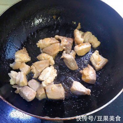 家常菜|方便简单家常菜土豆豆角炖肉，让你吃了还想吃