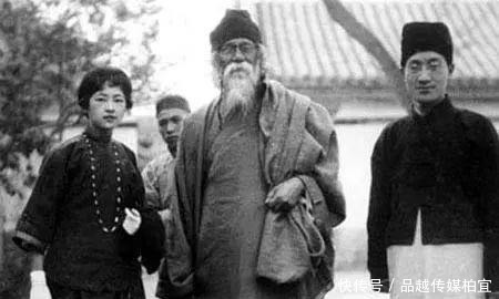 民国才女互撕史:当喜欢怼人的冰心,碰上巾帼林徽因和刻薄张爱玲