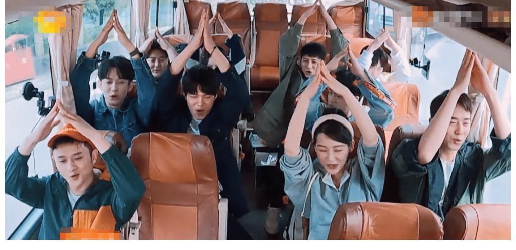 快把我哥带走|张子枫荧幕初吻献给梁靖康,黄磊见后要打他,彭昱畅的反应成亮点