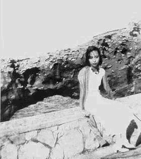 张爱玲|她是张爱玲生母,出身名门晚年却成工厂女工,临终前想见女儿被拒