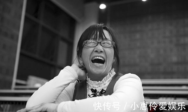 新雁|被他骂一年多,余秀华却公开写情书表白:亲爱的你骂得我魂不守舍