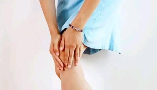 人老腿先衰，4个“腿老”的表现希望你没有，5个护腿方法很管用