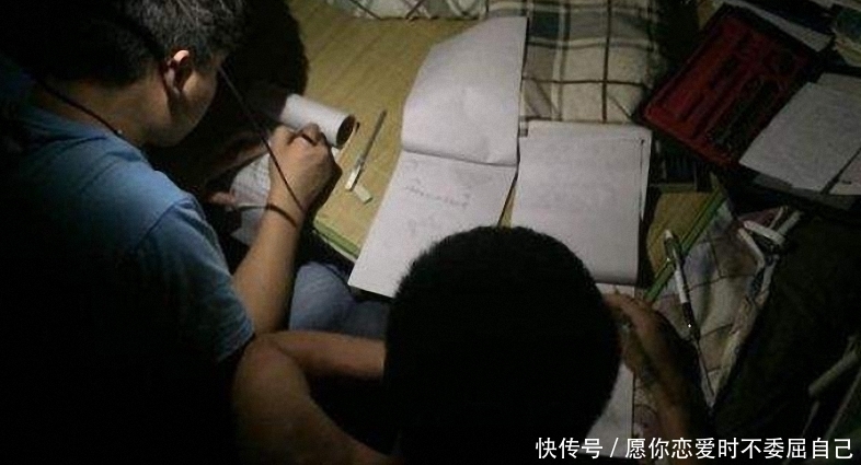 习惯|熬夜学习已经习惯,这样没有用,熬夜会让孩子变傻!